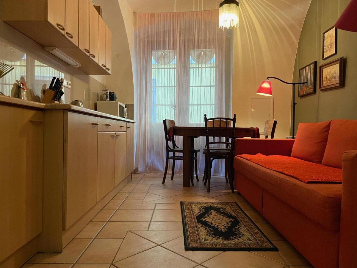 Apartmán Rustic Ground Floor In Mala Strana Praha